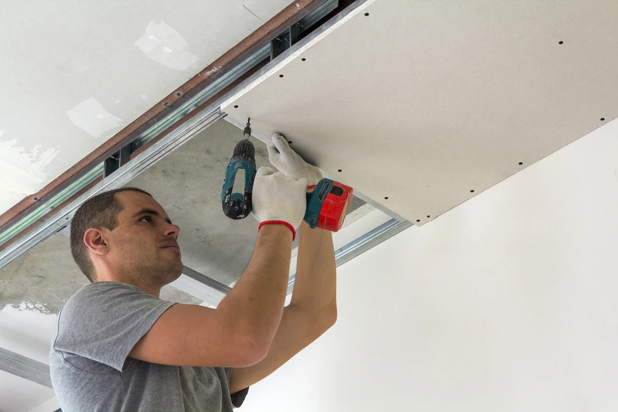 The Benefits Of Professional Drywall Repair Services in Town 'n' Country, FL
